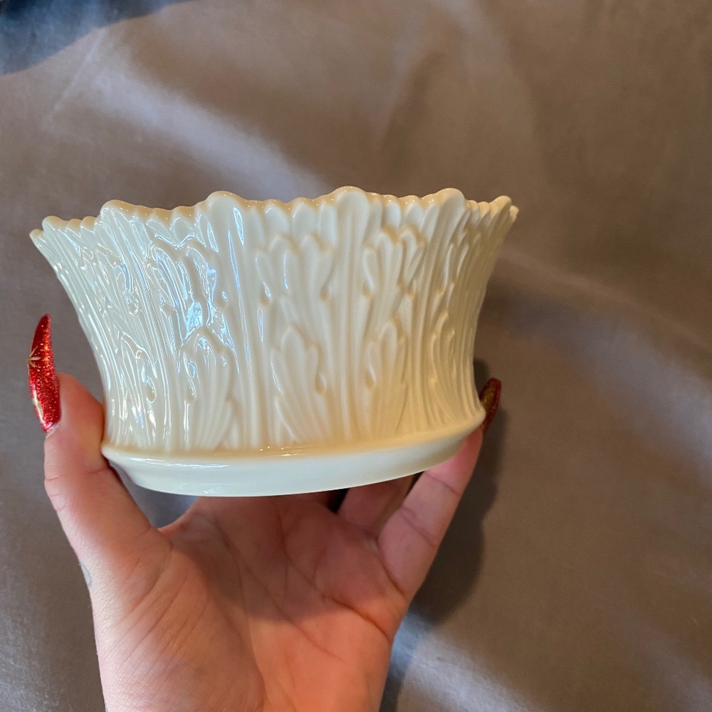 Vintage Lenox Ivory Woodland Short Bowl with Scalloped Edge